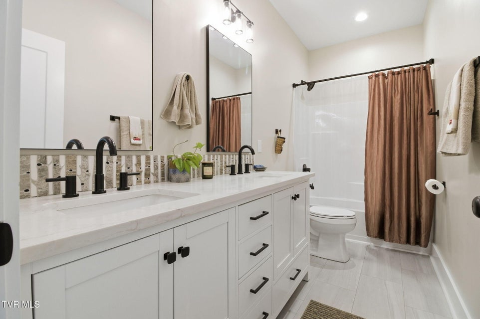 Photo #13: 1839 Top Sail Court