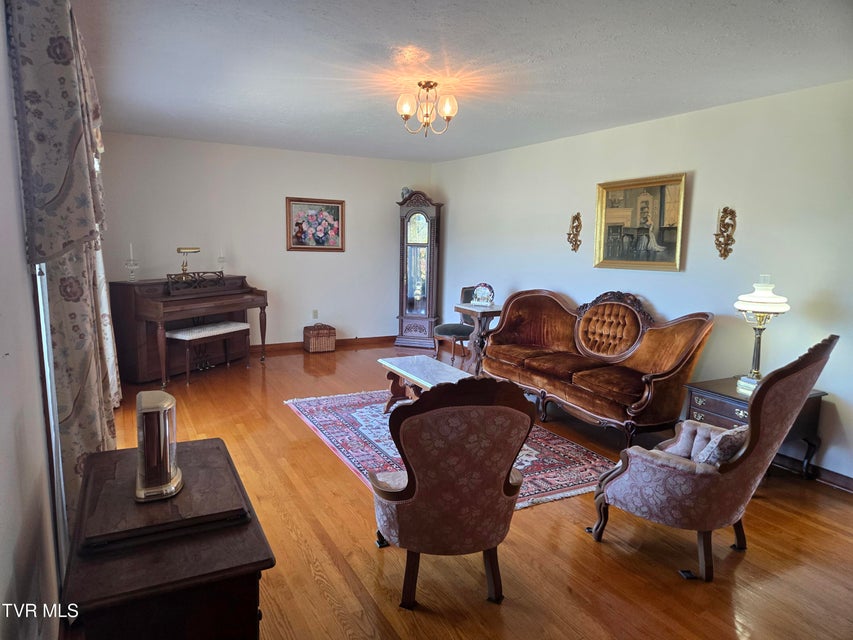 Photo #11: 720 Mohawk Drive