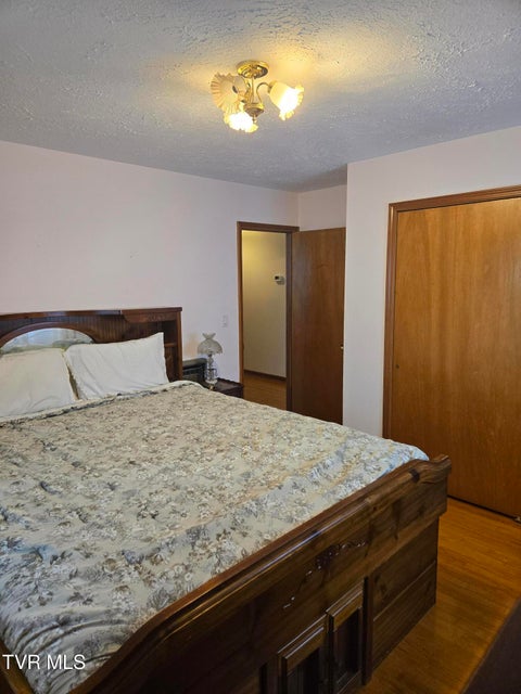 Photo #31: 720 Mohawk Drive