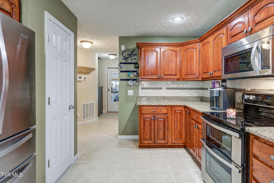 Photo #17: 351 Wiltshire Drive