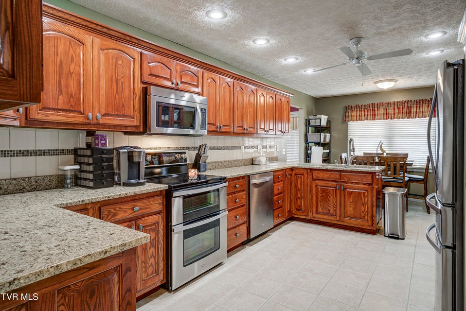 Photo #11: 351 Wiltshire Drive