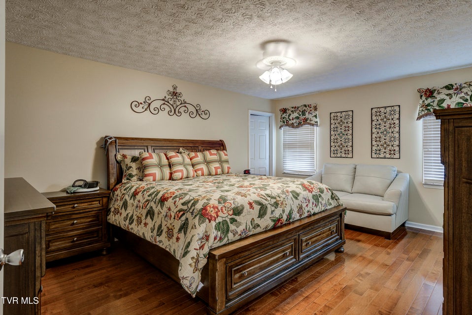 Photo #22: 351 Wiltshire Drive