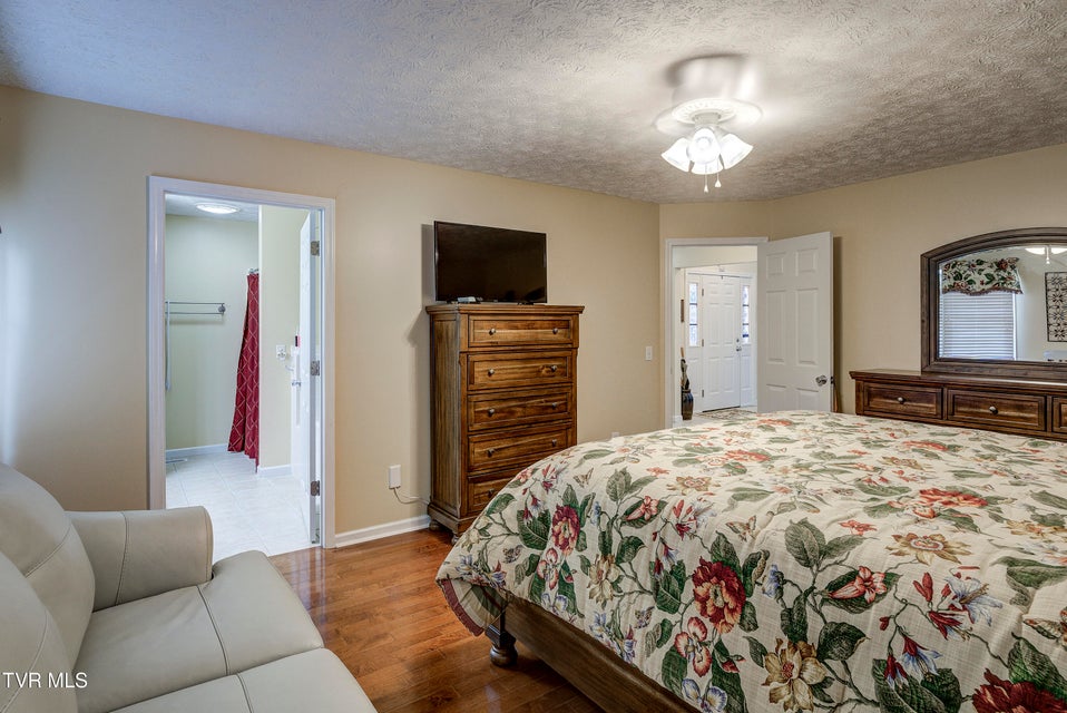 Photo #23: 351 Wiltshire Drive