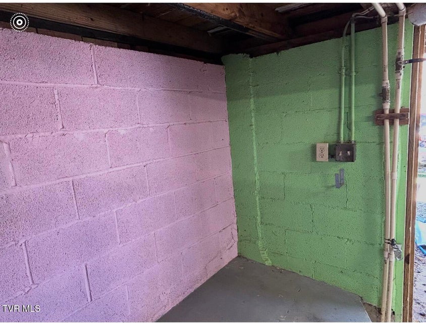 Photo #65: 207 North Street