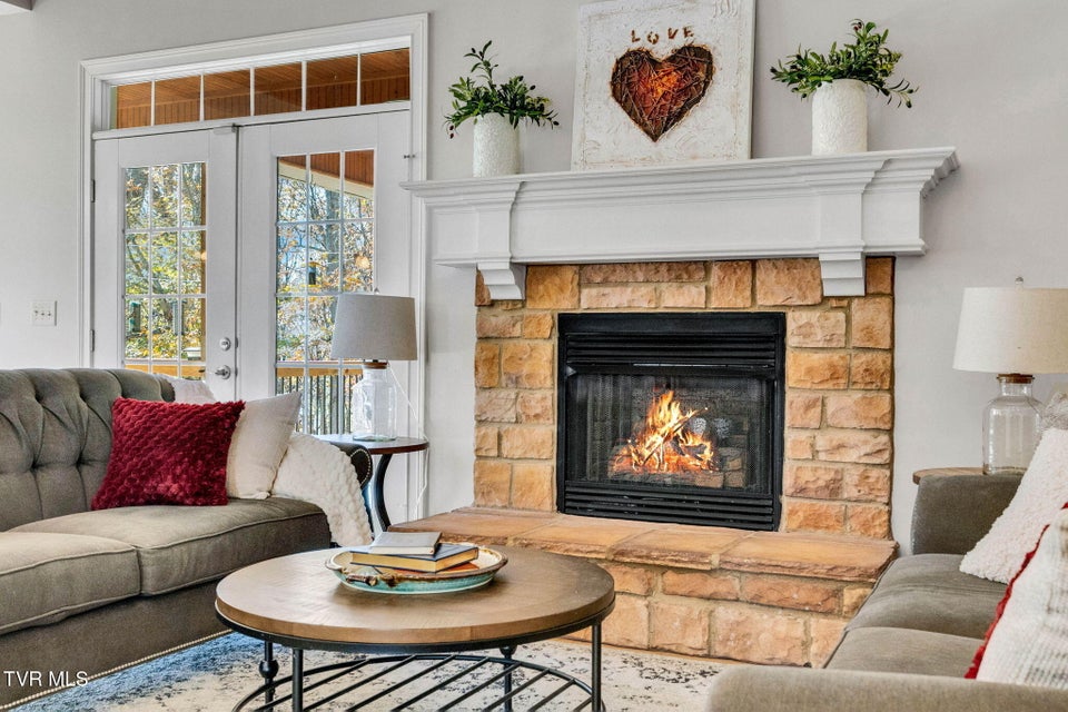 Photo #5: 215 Timberlyne Parc 