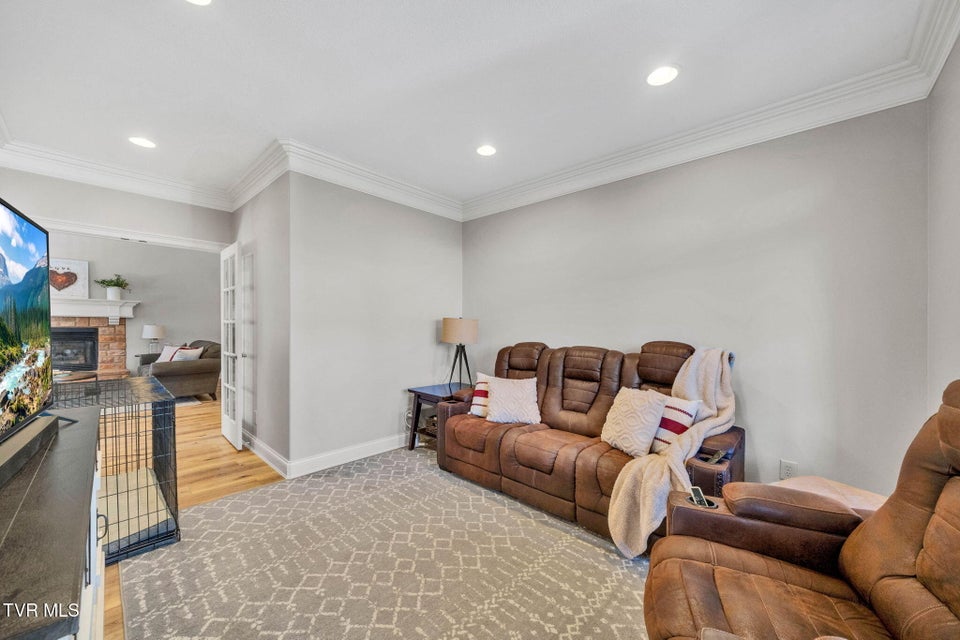 Photo #14: 215 Timberlyne Parc 