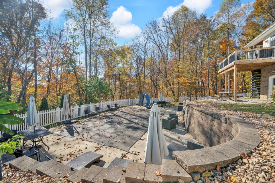 Photo #43: 215 Timberlyne Parc 