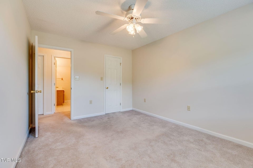 Photo #25: 143 Eagle View Private Drive