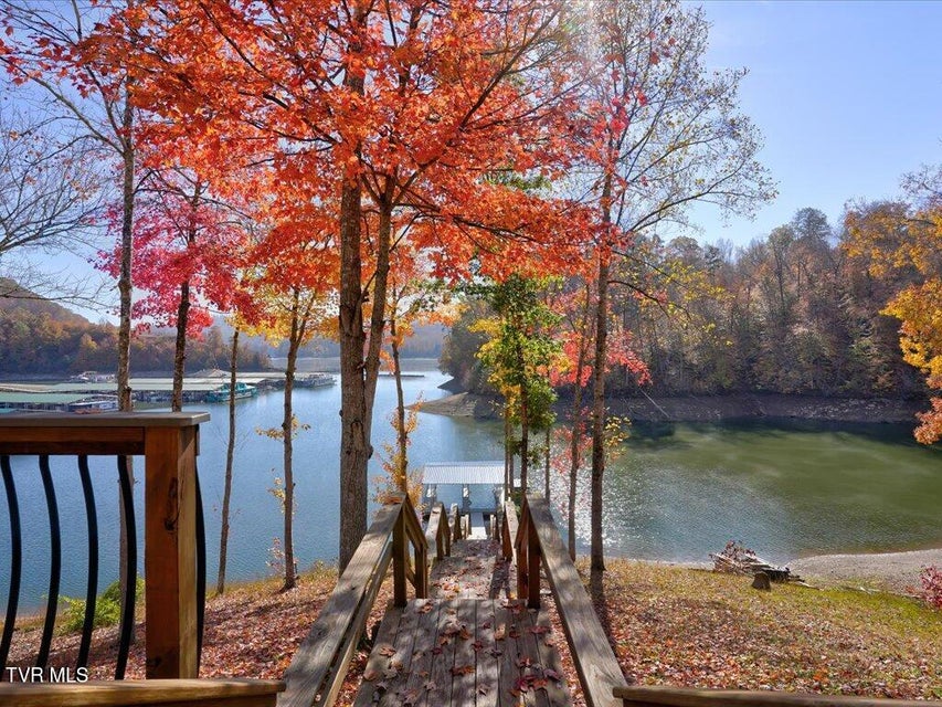 Photo #28: 146 Paradise Point