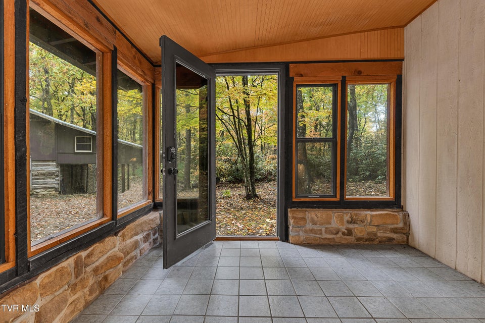 Photo #12: 300 Peavine Way