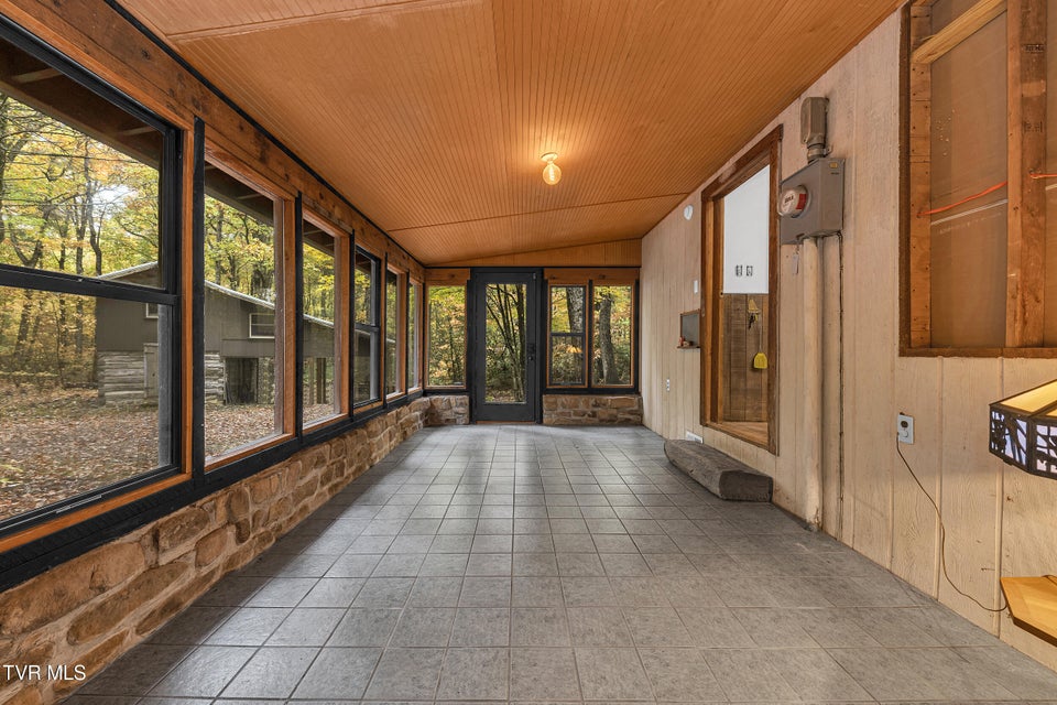 Photo #17: 300 Peavine Way