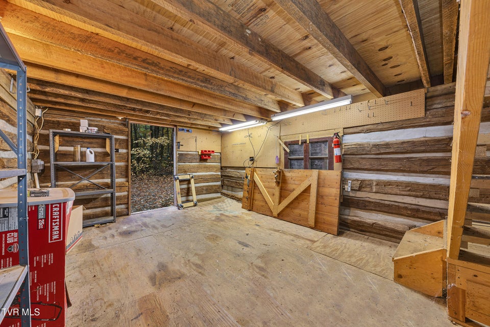 Photo #47: 300 Peavine Way