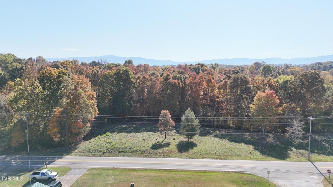 Photo #38: Tr 13 Newport Highway