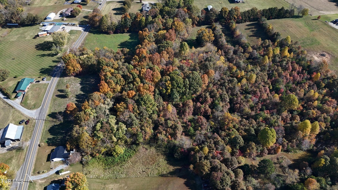 Photo #15: Tr 14 Newport Highway