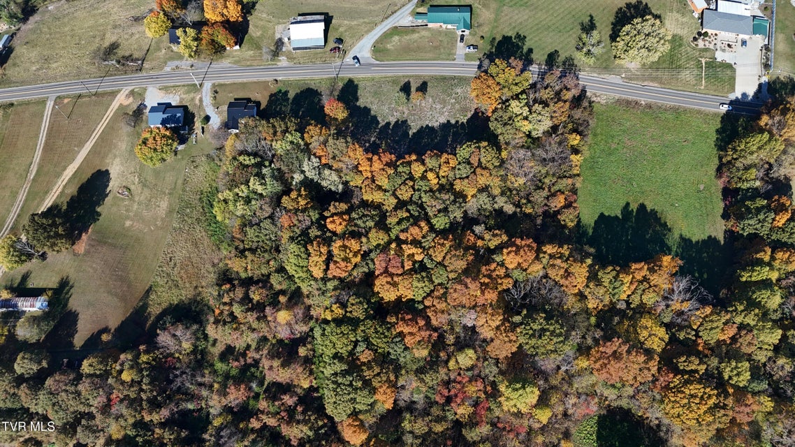 Photo #25: Tr 14 Newport Highway