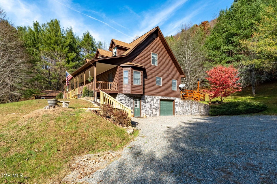 Photo #7: 5191 Highway 421 