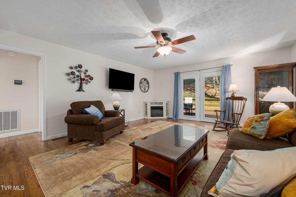 Photo #23: 5191 Highway 421 