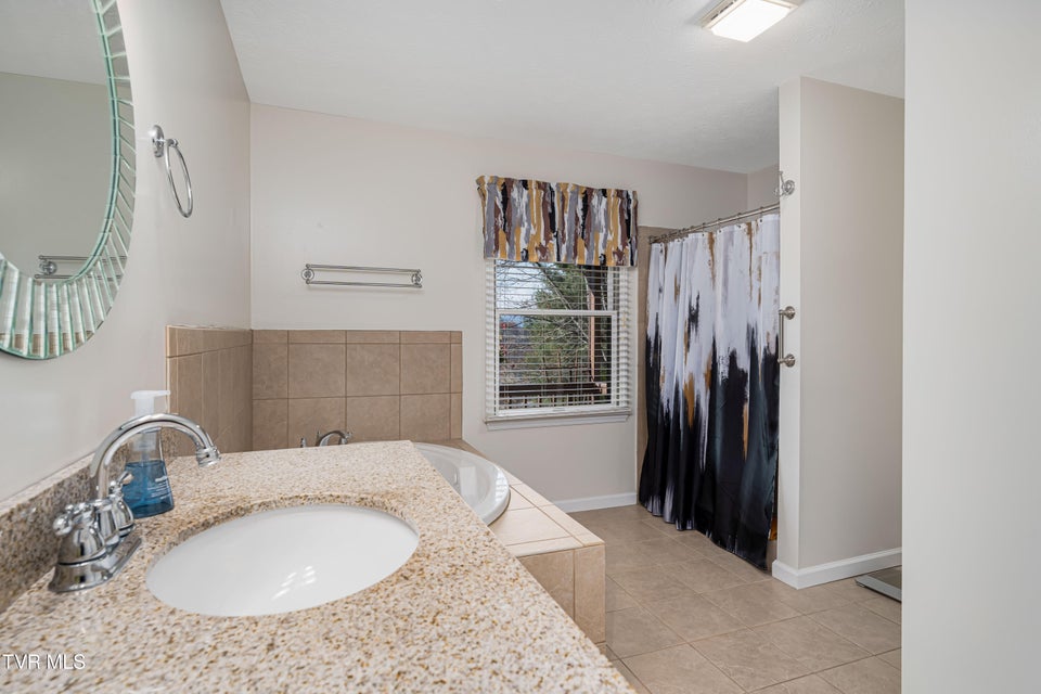 Photo #31: 5191 Highway 421 