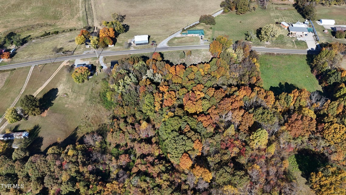 Photo #19: Tr 17 Newport Highway