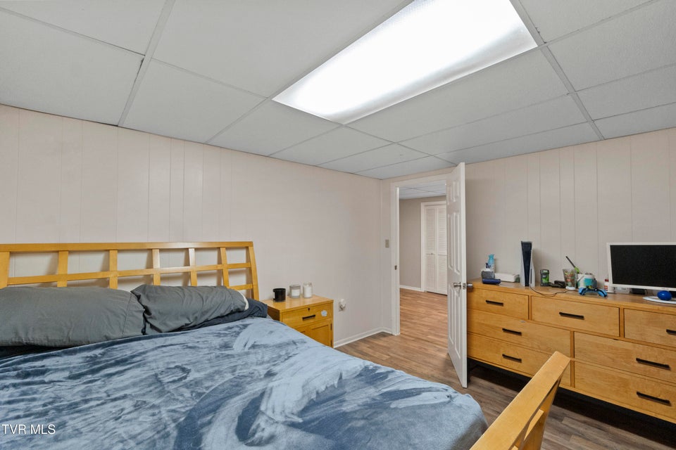 Photo #33: 4522 Blue Springs Parkway 