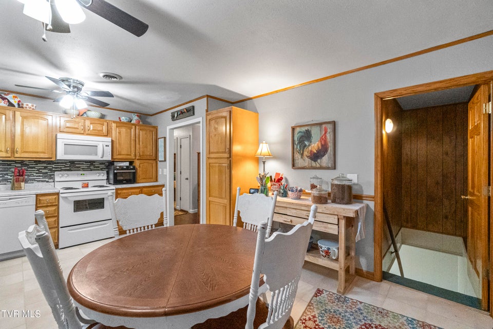 Photo #9: 4522 Blue Springs Parkway 