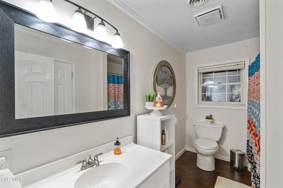 Photo #17: 4522 Blue Springs Parkway 