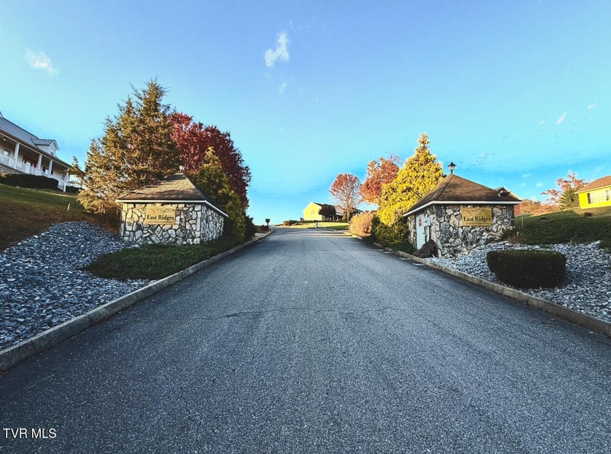 Photo #4: 234 East Ridges Drive