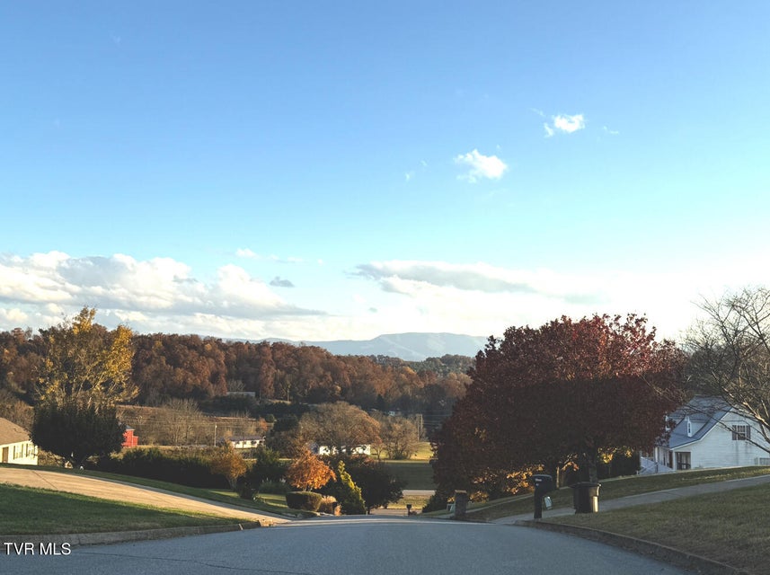 Photo #6: 234 East Ridges Drive