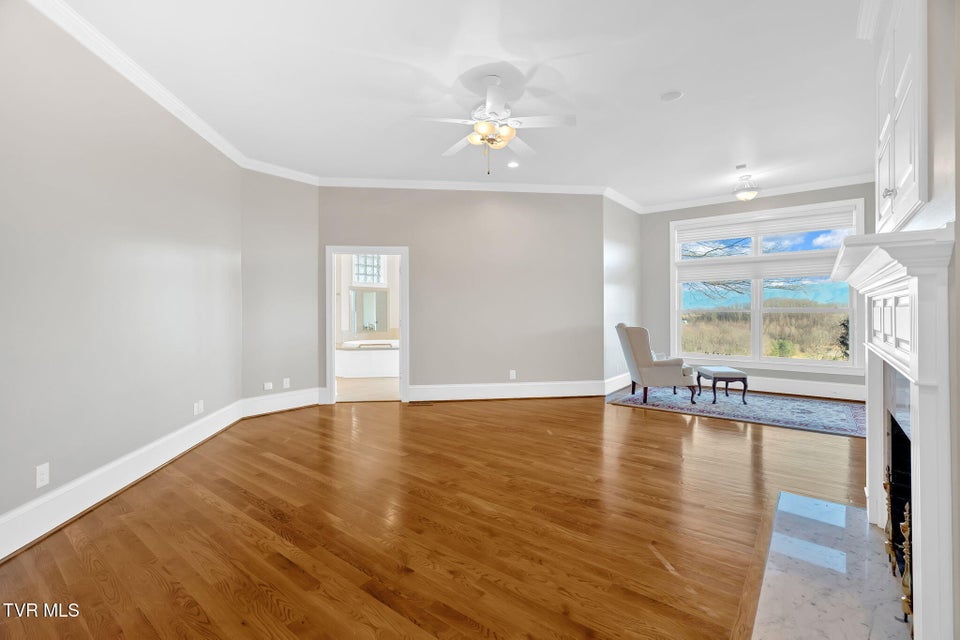 Photo #77: 215 Lick Hollow Road