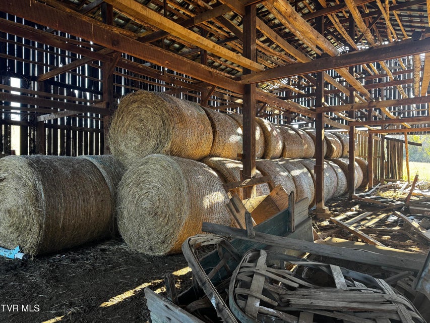 Photo #9: 180 Glaze Road