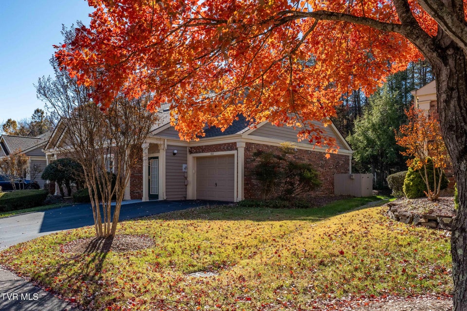 Photo #5: 308 Arbor Terrace