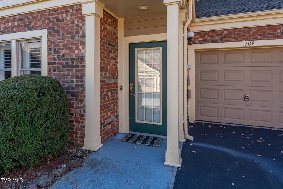 Photo #9: 308 Arbor Terrace