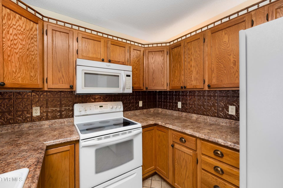 Photo #25: 308 Arbor Terrace