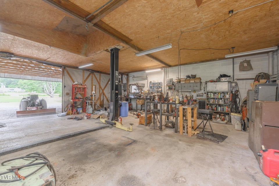 Photo #31: 1528 Irondale Road