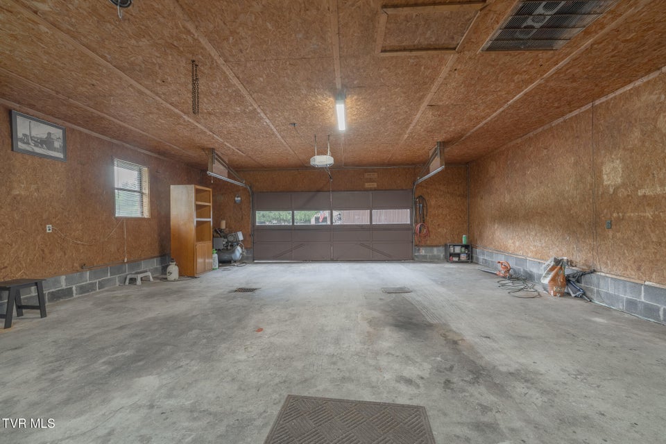 Photo #35: 1528 Irondale Road