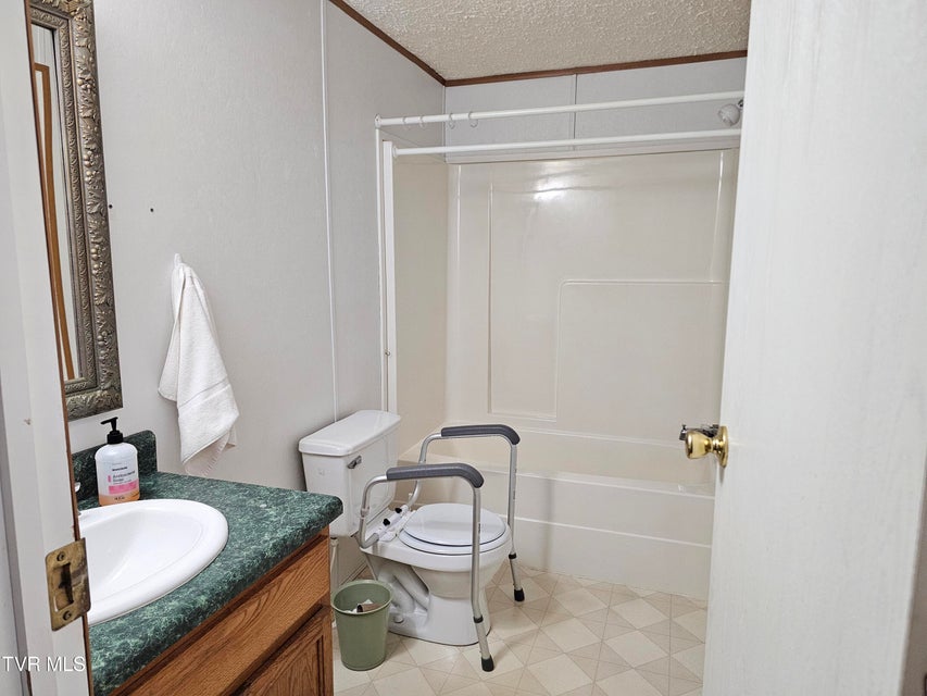 Photo #25: 493 Banners Corner Road