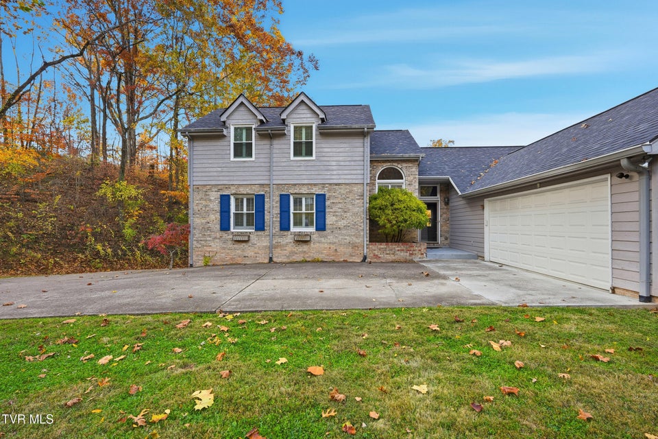 Photo #57: 212 Old Castle Road