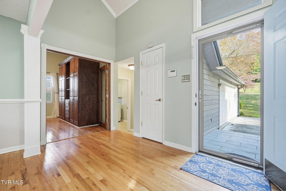 Photo #4: 212 Old Castle Road