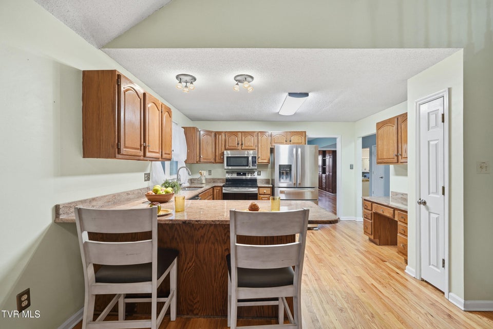 Photo #11: 212 Old Castle Road