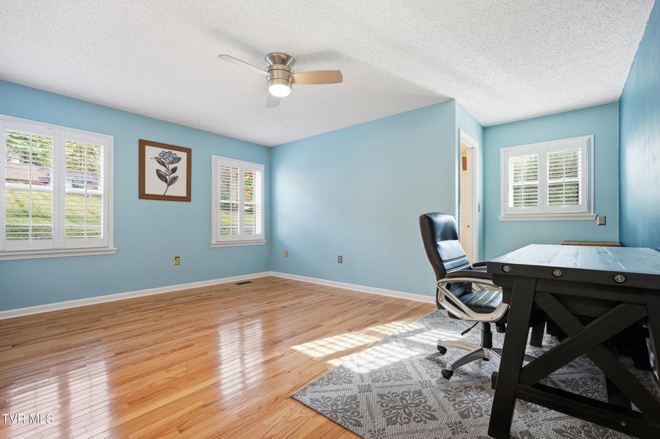 Photo #22: 212 Old Castle Road