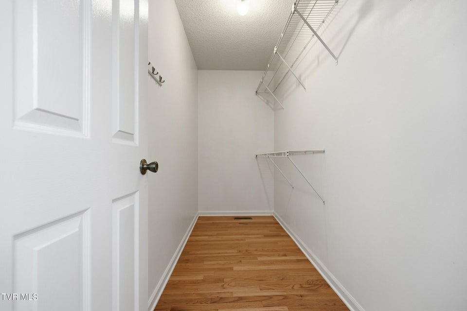 Photo #24: 212 Old Castle Road