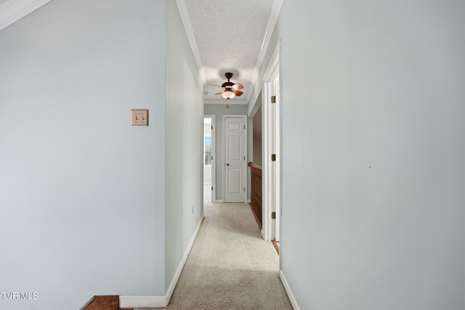 Photo #28: 212 Old Castle Road