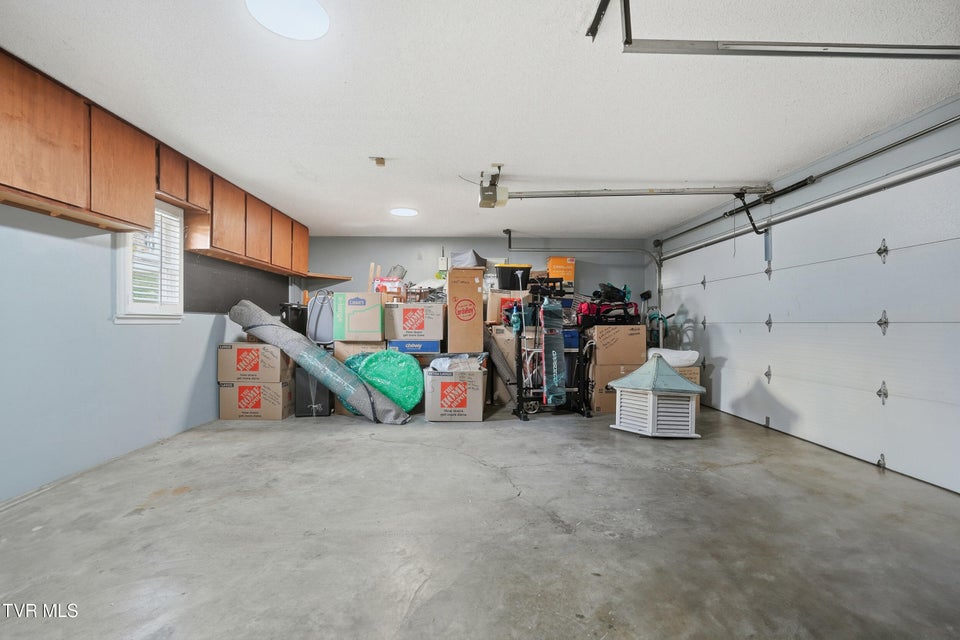 Photo #48: 212 Old Castle Road