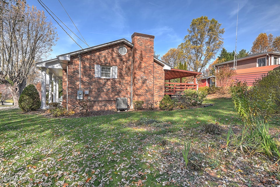 Photo #65: 1900 Northwood Drive