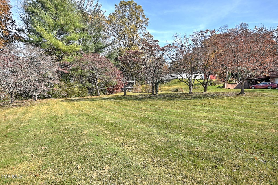 Photo #40: 1900 Northwood Drive