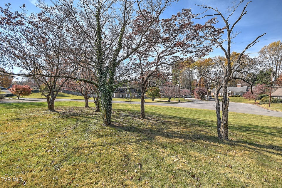 Photo #44: 1900 Northwood Drive