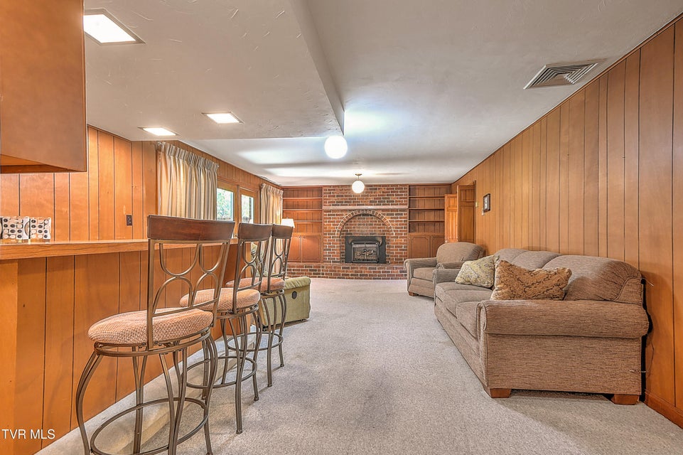 Photo #32: 1900 Northwood Drive