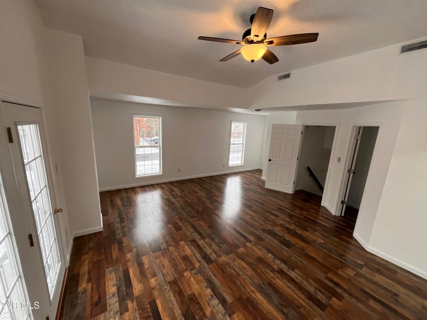 Photo #17: 12151 Retford Road