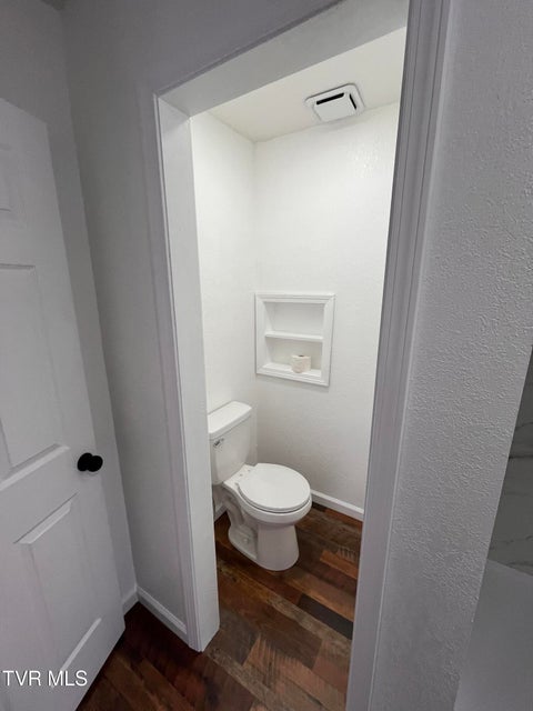 Photo #13: 12151 Retford Road