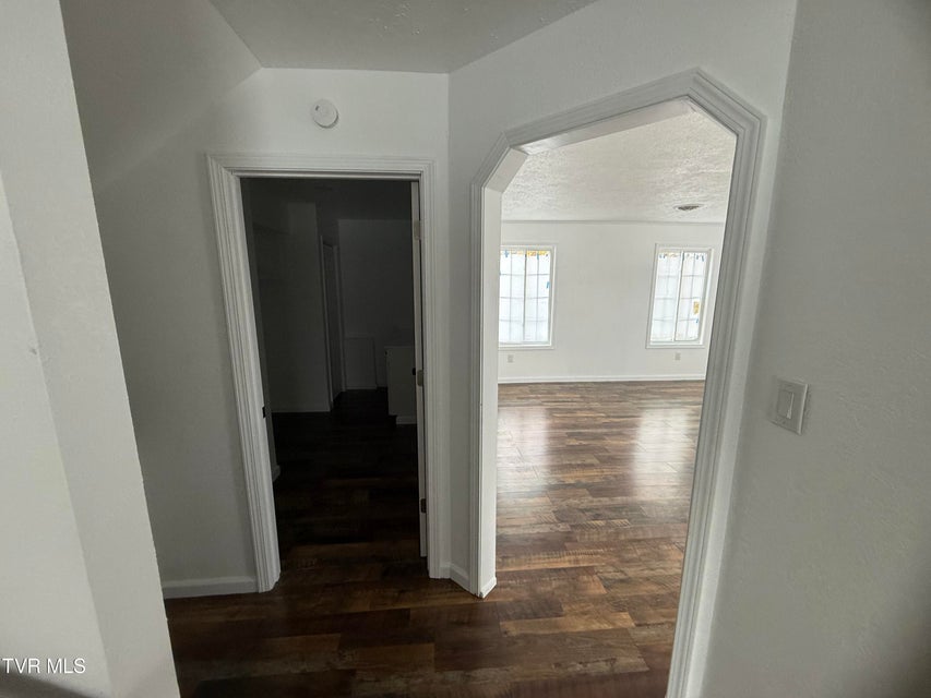 Photo #4: 12151 Retford Road